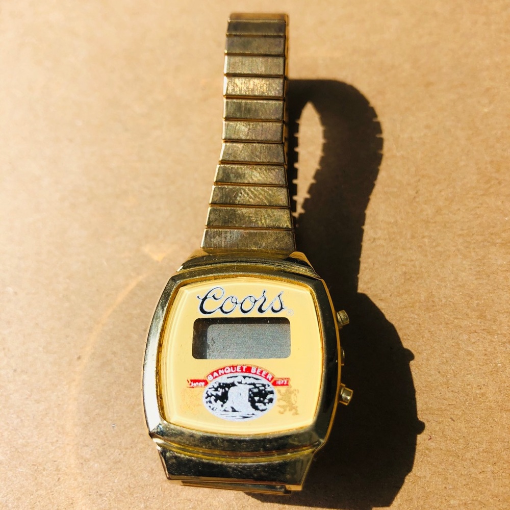 COORS VINTAGE WATCH Casio Retro, needs battery!!